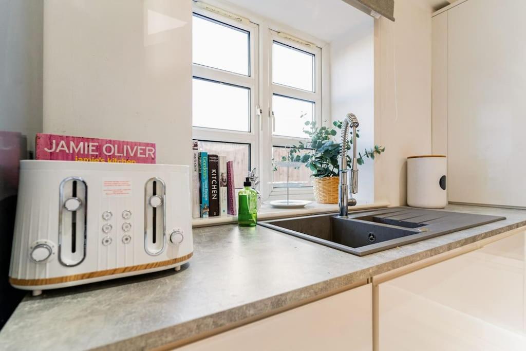 Stunning Ground Floor Hartlepool Marina Apartment Exteriör bild